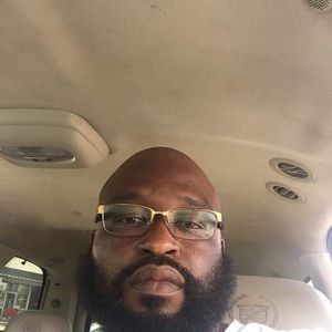 Meet your Posher, Antonio